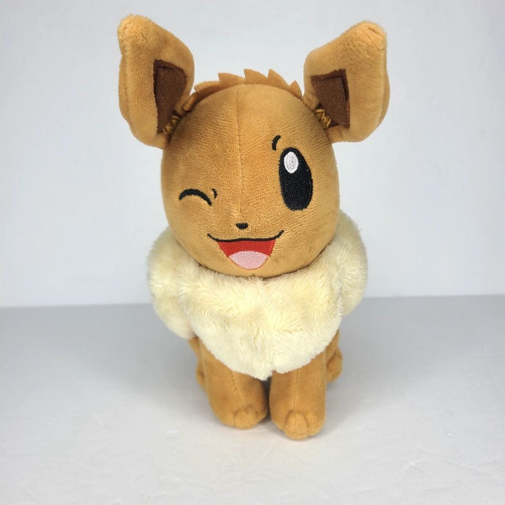 Pokemon Winking Eevee 7" Plush Nintendo 2021